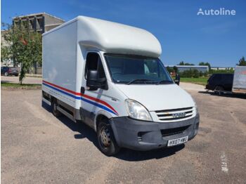 Box van IVECO Daily 35S12: picture 1