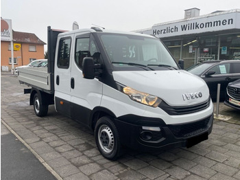 IVECO Daily Doka flatbed - Flatbed van: picture 1