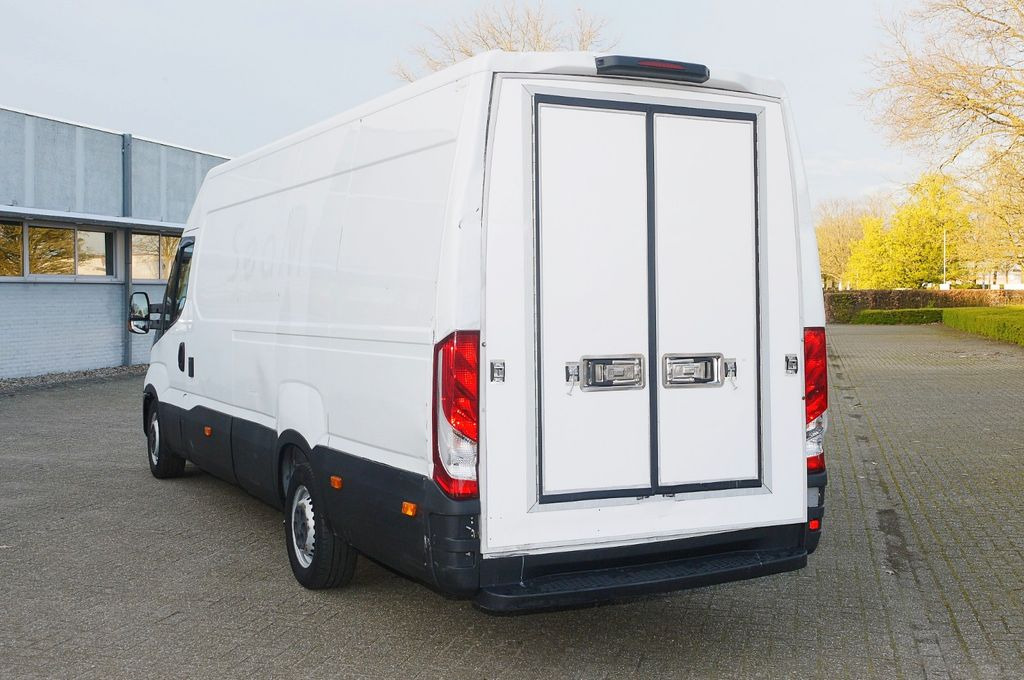 Refrigerated van Iveco 35S18 DAILY KUHLKASTENWAGEN THERMOKING V300: picture 7