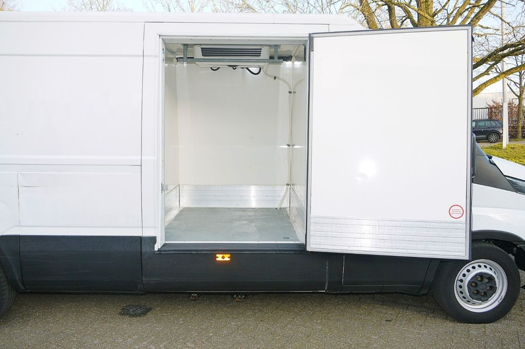 Refrigerated van Iveco 35S18 DAILY KUHLKASTENWAGEN THERMOKING V300: picture 11