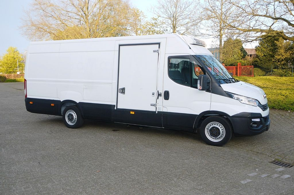 Refrigerated van Iveco 35S18 DAILY KUHLKASTENWAGEN THERMOKING V300: picture 2