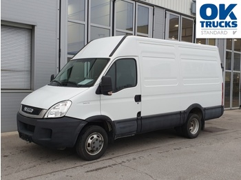 Panel van Iveco Daily: picture 1