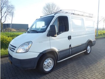Box van Iveco Daily 29L12V: picture 1