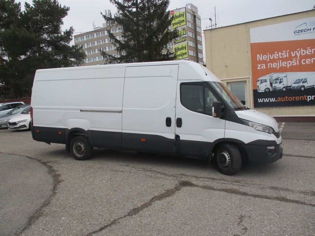 Panel van Iveco Daily 35S18: picture 2