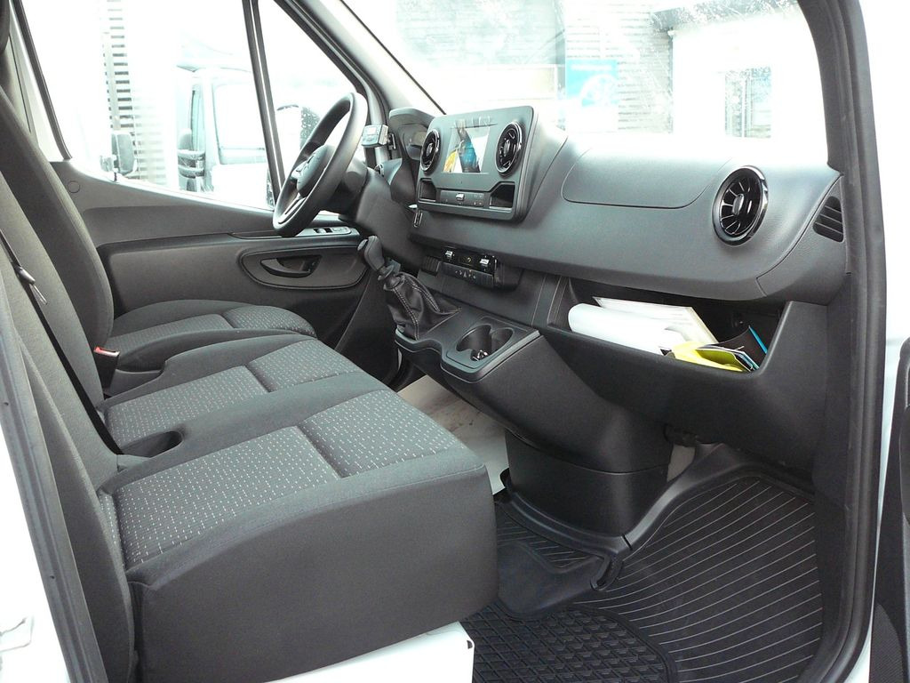 New Refrigerated van Mercedes-Benz Sprinter 317 CDI Kühlkoffer Xarios 300 LBW: picture 17