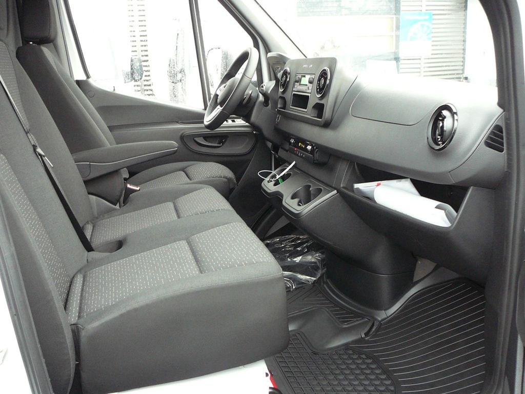 New Box van Mercedes-Benz Sprinter 319 CDI Koffer LBW Aut.: picture 15