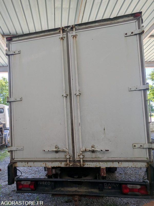 Panel van FOURGON IVECO 35C18 - 2008 - 182 000 KM
