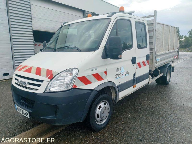 Panel van IVECO 35C12D