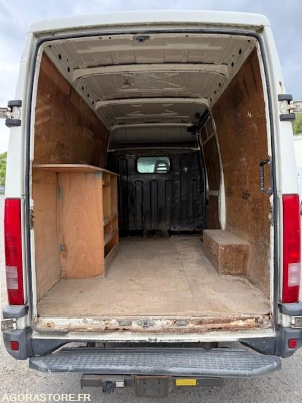 Panel van IVECO DAILY - 2003 - 173808KMS