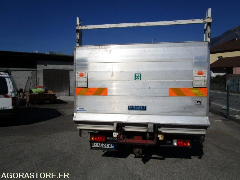 Panel van IVECO DAILY 35C11 du 28/04/2000 (Contrôle Technique joint)