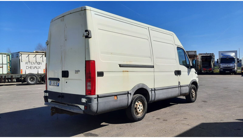 Panel van Iveco Daily 35S12