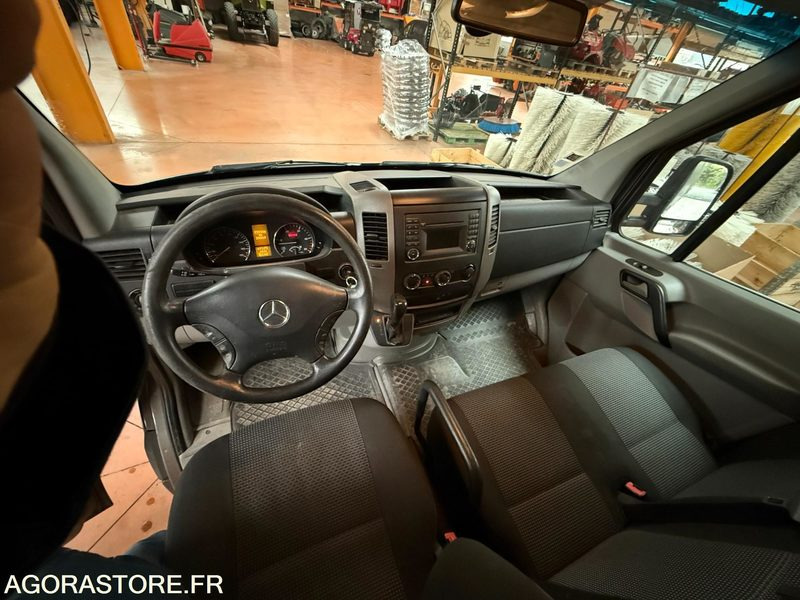 Panel van Mercedes Sprinter 519 empattement 3700 mm - 2011 - 258306KM