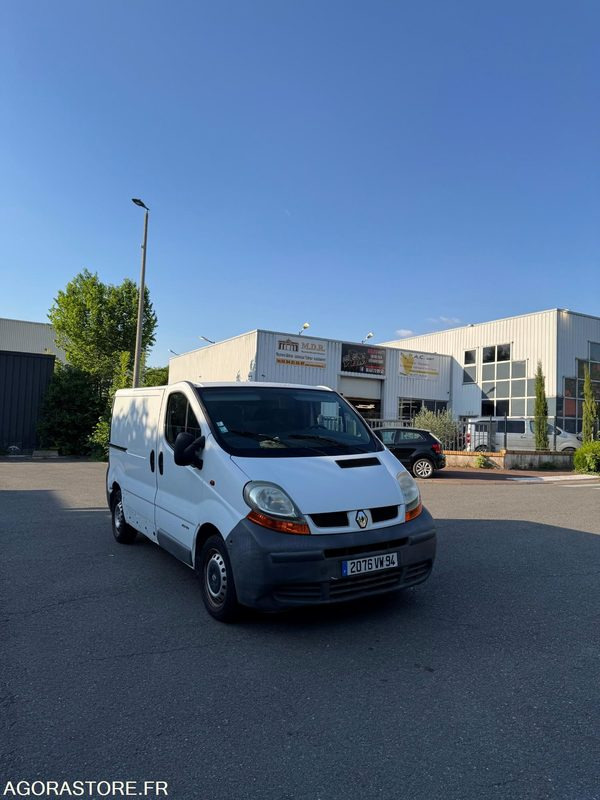Panel van RENAULT TRAFIC 1.9 DCI 53 000 KM
