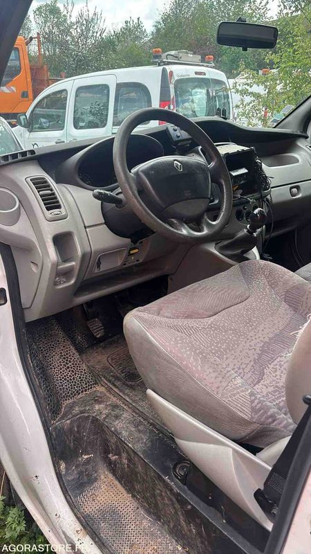 Panel van RENAULT - TRAFIC - 2012 - 262067kms