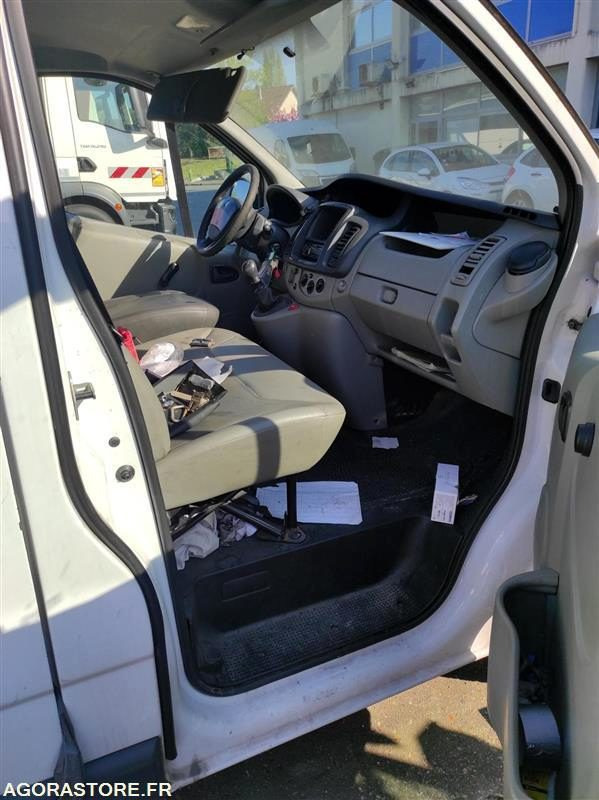 Panel van Renault Trafic II Fourgon Phase 2 L1H1 1000kg 2.0 dCi 16V 90 cv