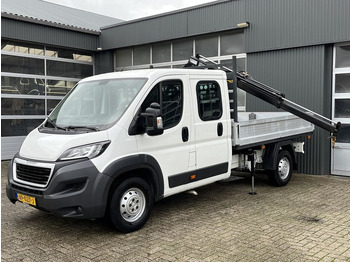 Flatbed van PEUGEOT Boxer