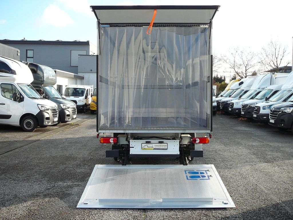 New Refrigerated van Renault Master Kühlkoffer mit LBW Xarios 300 GH: picture 6