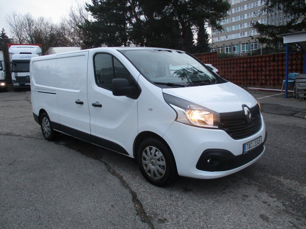 Small van Renault Trafic Energy: picture 2