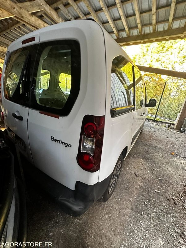 Small van Citroen Berlingo 2012 240000 kms