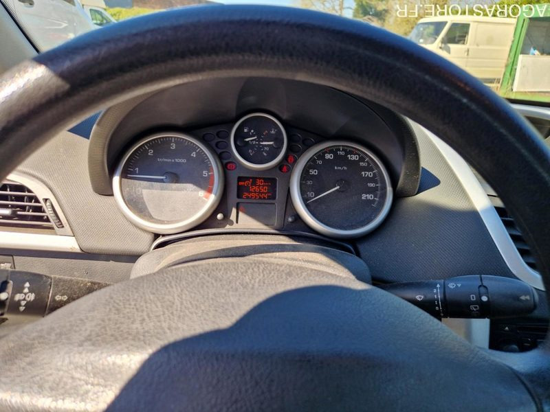 Small van Peugeot 207 - BT433DW - 2011