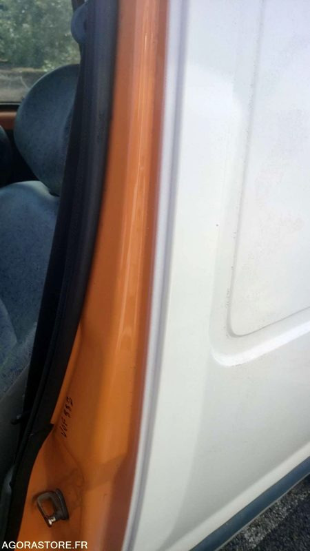 Small van RENAULT KANGOO - 2000 - 269870 KM