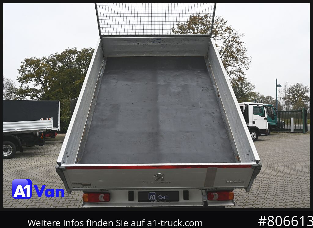 Tipper van PEUGEOT Boxer Doka Kipper, AHK, Klima, Standheizung