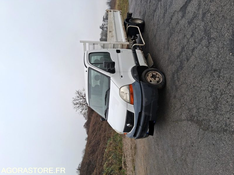 Tipper van Renault Master 120 DCI