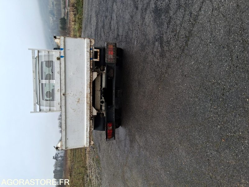 Tipper van Renault Master 120 DCI