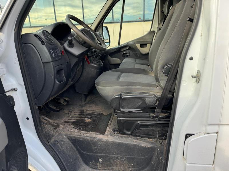 Tipper van Renault Master 2.3 DCI 150