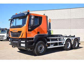 Iveco Trakker 450 60 ton tow capacity - Hook lift truck: picture 1