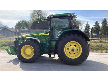 John Deere 8370R - Farm tractor: picture 1