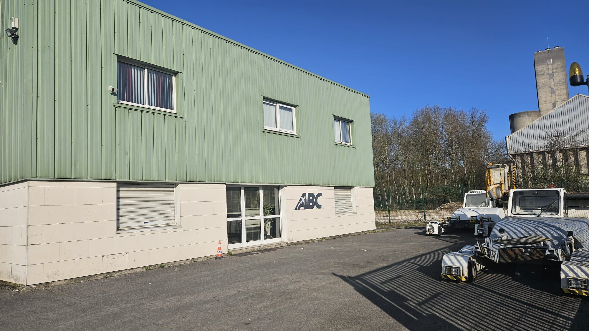 Air Business GSE - Ground support equipment undefined: picture 2