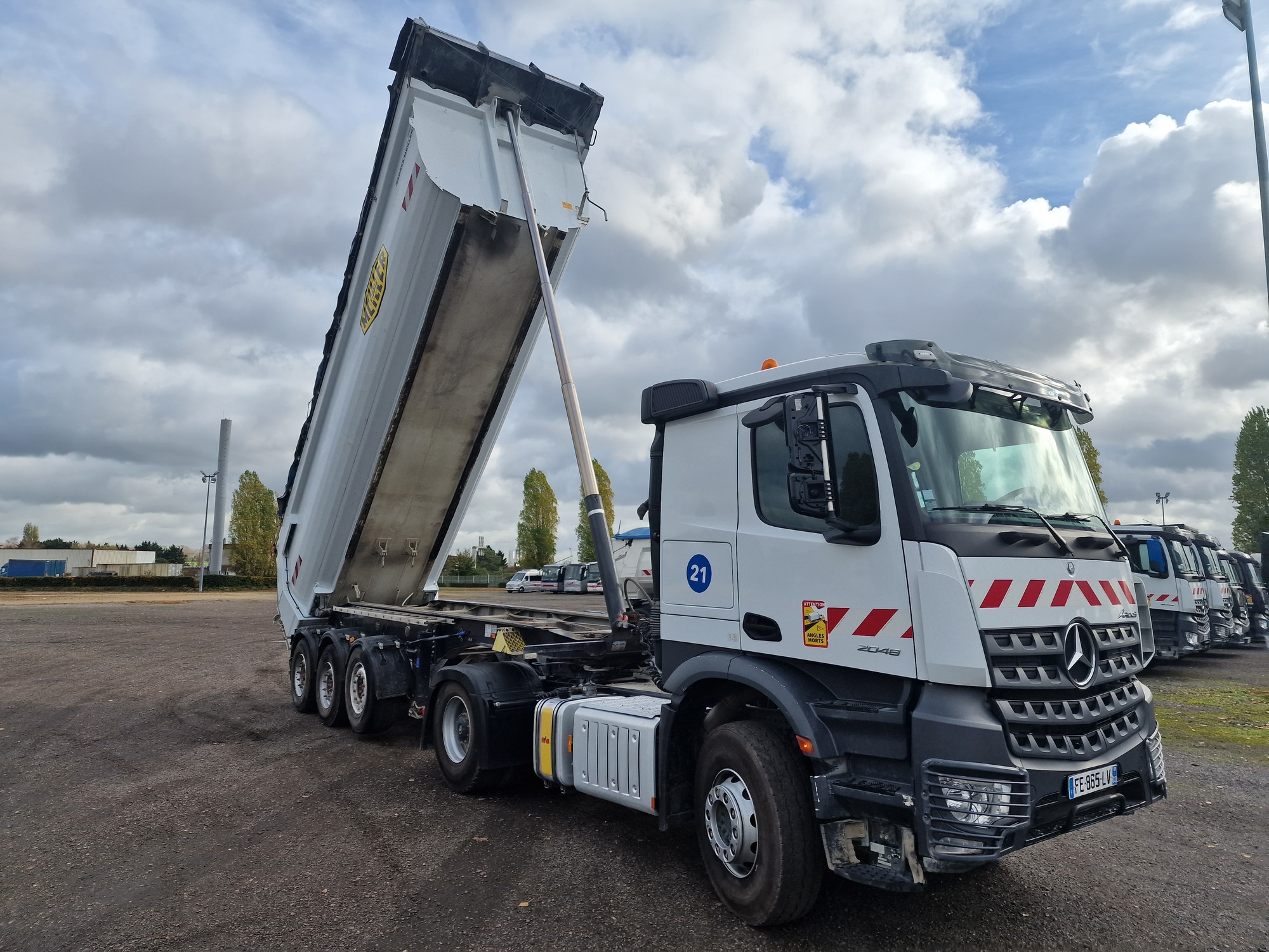 NV TRADING - Municipal/ Special vehicles - Year: 2013 undefined: picture 3