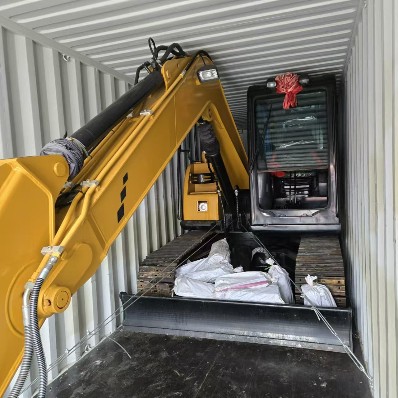 Toaks International Trading Company - Construction machinery SANY - Year: 2023, air conditioner undefined: picture 16