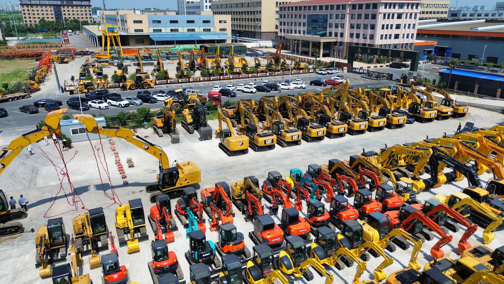 Toaks International Trading Company - Construction machinery SANY - Year: 2023, air conditioner undefined: picture 2