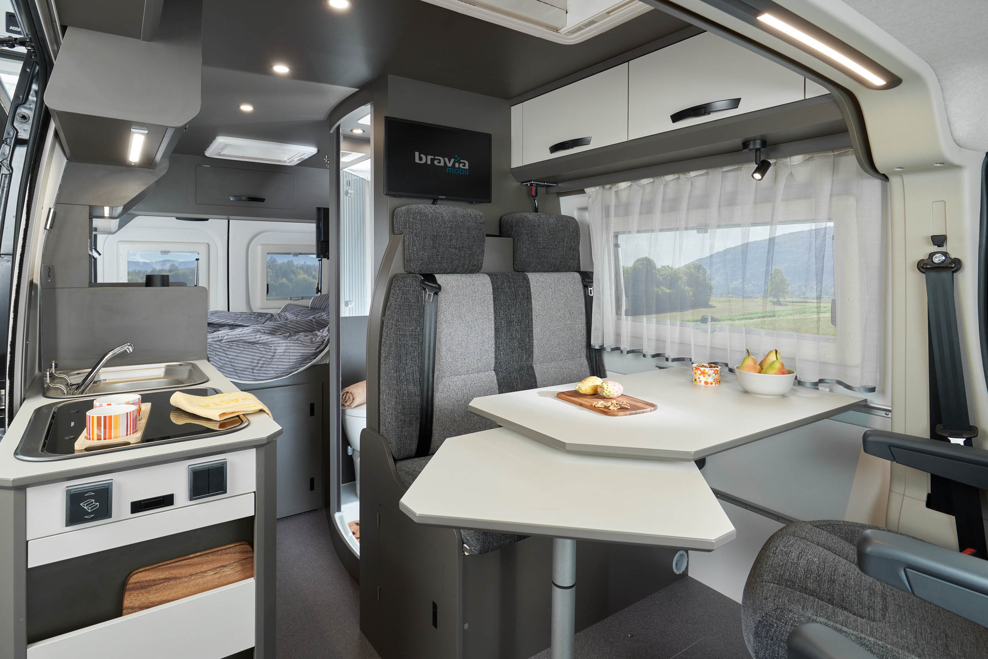 2 AP SPÓŁKA Z OGRANICZONĄ ODPOWIEDZIALNOŚCIĄ - Campers - new, Euro 6, air conditioner undefined: picture 12