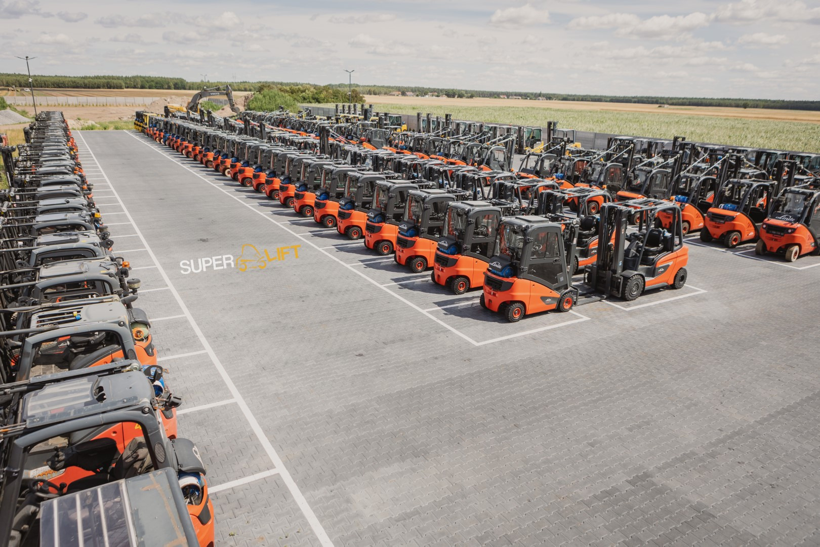 SUPERLIFT undefined: picture 5