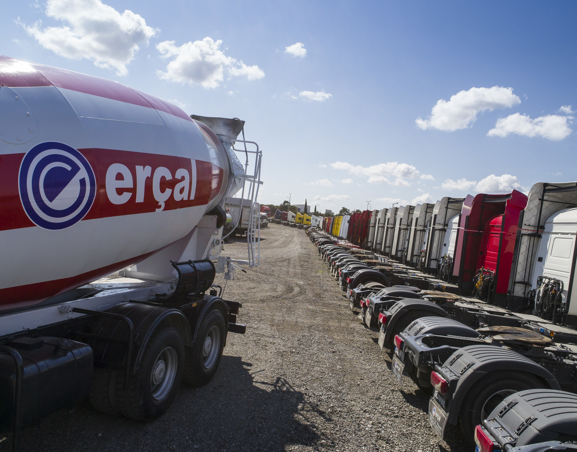 ERCAL TRUCKS undefined: picture 4