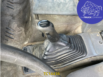 Container transporter/ Swap body truck Renault Kerax 370: picture 4 Container transporter/ Swap body truck Renault Kerax 370: picture 4