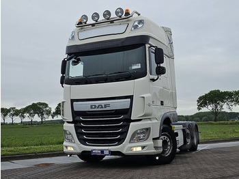 Tractor unit DAF XF 460