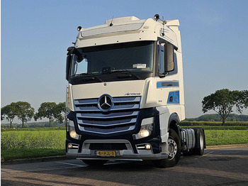 Tractor unit MERCEDES-BENZ Actros 1842