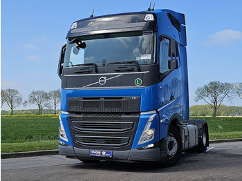 Tractor unit VOLVO FH 460