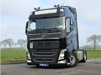 Tractor unit VOLVO FH 460