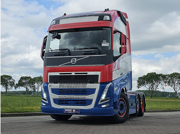 Tractor unit VOLVO FH 460