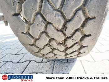 Dropside/ Flatbed semi-trailer for transportation of timber TANG Pritschenauflieger: picture 5