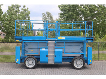Scissor lift GENIE