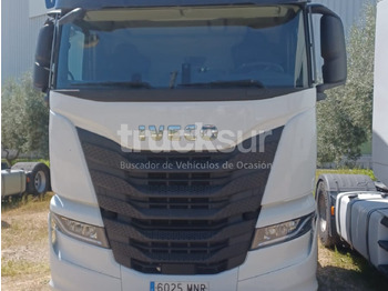 Tractor unit IVECO S-WAY