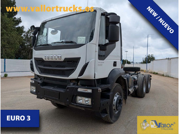 Truck IVECO Trakker