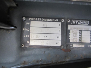 Curtainsider semi-trailer Fruehauf: picture 3 Curtainsider semi-trailer Fruehauf: picture 3