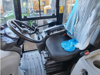 Wheel loader Caterpillar 908M: picture 5 Wheel loader Caterpillar 908M: picture 5